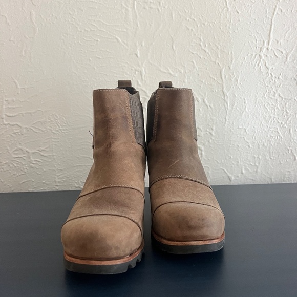 Sorel Addington Chelsea Boots - Winter Heeled Bootie - Picture 3 of 6